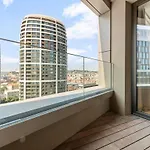 Lejlighed Skypark 1-bedroom On Floor 15 With Castle View And Parking By Skyviews Bratislava