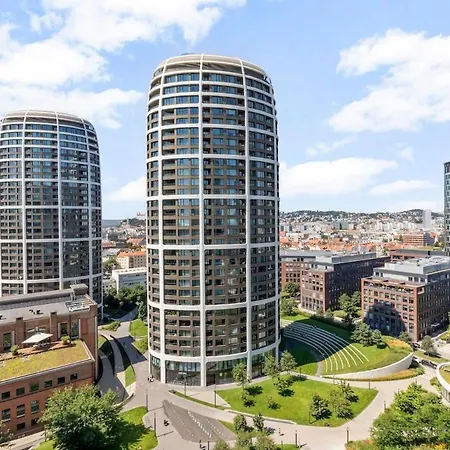 Skypark 1-bedroom On Floor 15 With Castle View And Parking By Skyviews Lejlighed