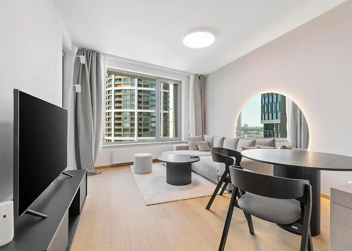Apartmán Skypark 1-Bedroom Apartment On Floor 15 With Castle View And Parking By Skyviews *