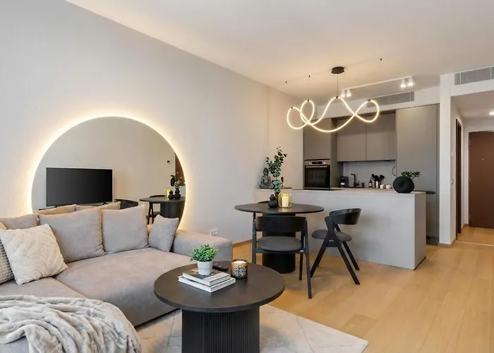 Skypark 1-Bedroom Apartment On Floor 15 With Castle View And Parking By Skyviews * Bratislava