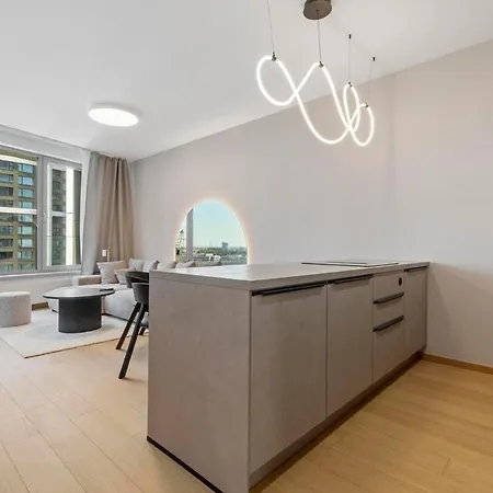Skypark 1-bedroom On Floor 15 With Castle View And Parking By Skyviews Bratislava