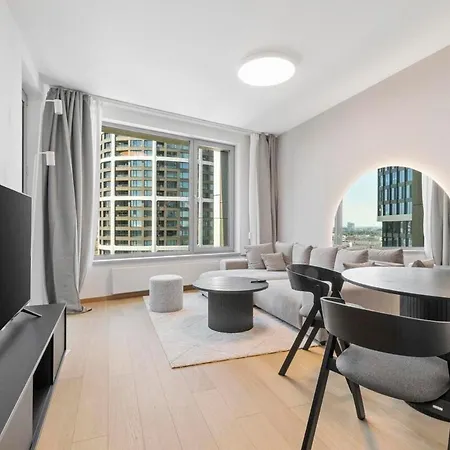 Apartman Sky Park Luxury With Stunning Views *