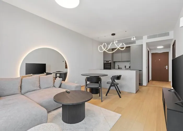 Skypark 1-Bedroom Apartment On Floor 15 With Castle View And Parking By Skyviews 아파트